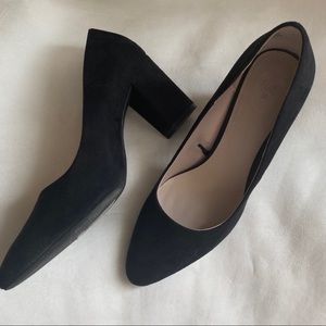 H&M black faux suede high heel pumps